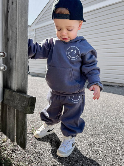 STAY COZY • SMILEY SWEATSUIT